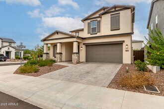 17322 N 51st St in Scottsdale, AZ - Building Photo - Building Photo