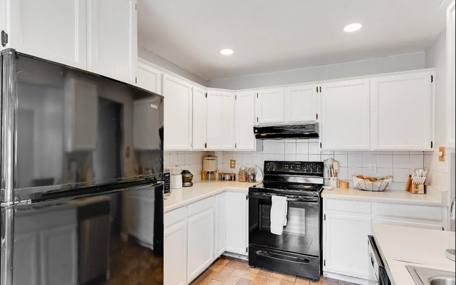 1034 Caldwell Ave in Vallejo, CA - Building Photo - Building Photo