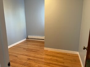 1421 121st St, Unit 2 in College Point, NY - Building Photo - Building Photo