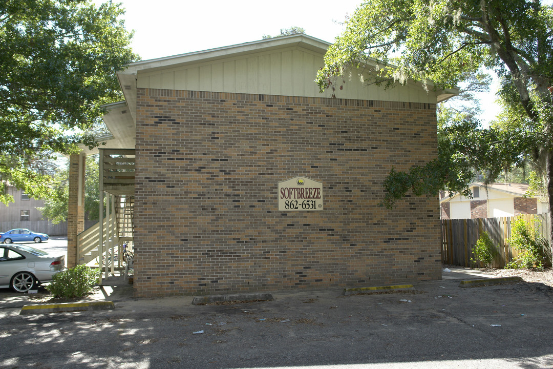 Soft Breeze in Fort Walton Beach, FL - Building Photo