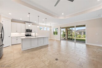534 Kamari Cv in Naples, FL - Building Photo - Building Photo