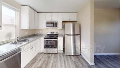 2405 E St Vrain St in Colorado Springs, CO - Foto de edificio - Building Photo