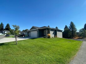 4310-4312 N Centennial Ln in Spokane, WA - Building Photo