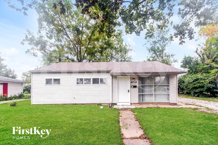 6714 Brookhaven Dr in Lawrence, IN - Building Photo