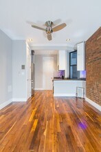 246 Mott St in New York, NY - Building Photo - Building Photo