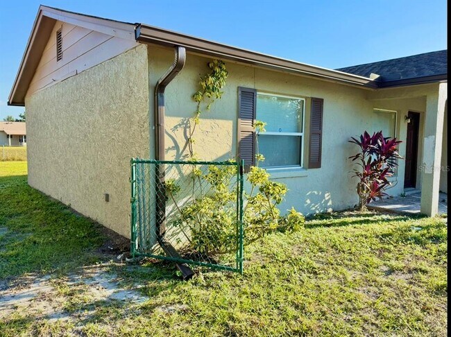 133 Alderwood Dr in Kissimmee, FL - Building Photo - Building Photo
