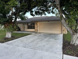 10714 Ranchipur St in Boynton Beach, FL - Building Photo