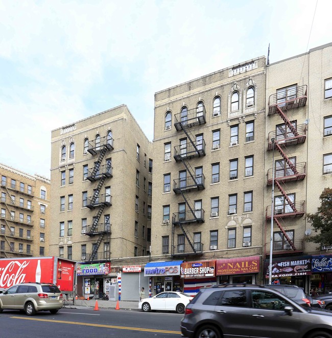 2690 University Ave in Bronx, NY - Building Photo - Building Photo