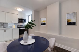 340 Mill Rd in Toronto, ON - Building Photo - Building Photo