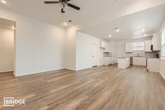 5501 Wynwood Dr in North Richland Hills, TX - Building Photo - Building Photo