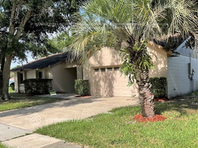 890 Kentucky Woods Ln E in Orlando, FL - Building Photo - Building Photo