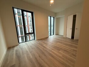 107 NW 31st St, Unit S2 in Miami, FL - Building Photo - Building Photo