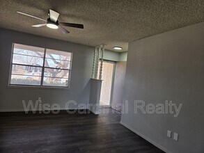 7403 Hickory Ave in Lubbock, TX - Building Photo - Building Photo