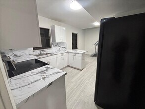 1799 SW 36th Ave in Miami, FL - Building Photo - Building Photo