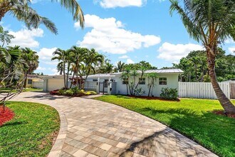 4010 NE 22nd Ave in Lighthouse Point, FL - Building Photo - Building Photo