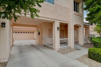 2264 Bull Lake Dr in Henderson, NV - Building Photo - Building Photo