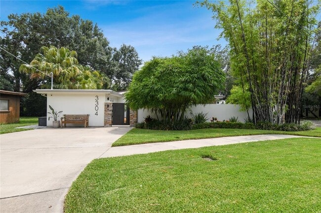 property at 3304 W El Prado Blvd