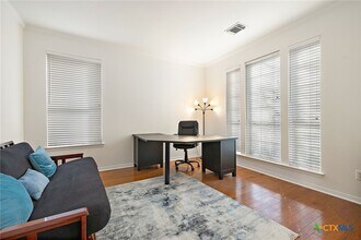 13039 Scofield Farms Dr in Austin, TX - Building Photo - Building Photo