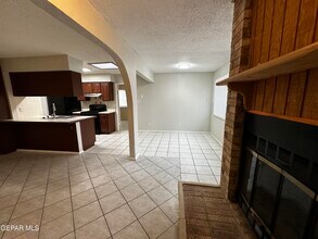 5736 Port Lavaca Dr in El Paso, TX - Building Photo - Building Photo