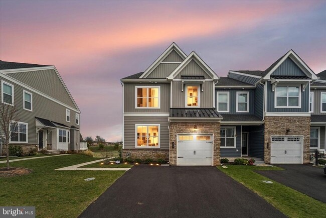 property at 25 Copper Ct