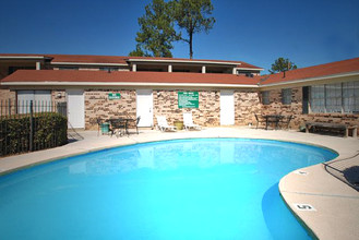 Colony Square in Shreveport, LA - Building Photo - Building Photo