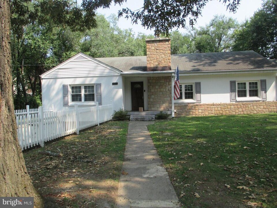 6531 Windham Ave in Alexandria, VA - Building Photo