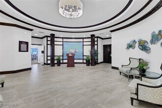 360 Fox Den Cir in Naples, FL - Building Photo - Building Photo