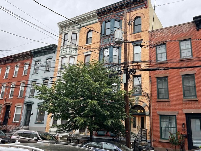property at 827 Garden St
