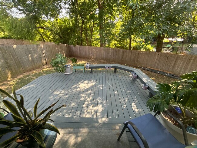 3906 E 60th Pl in Tulsa, OK - Foto de edificio - Building Photo