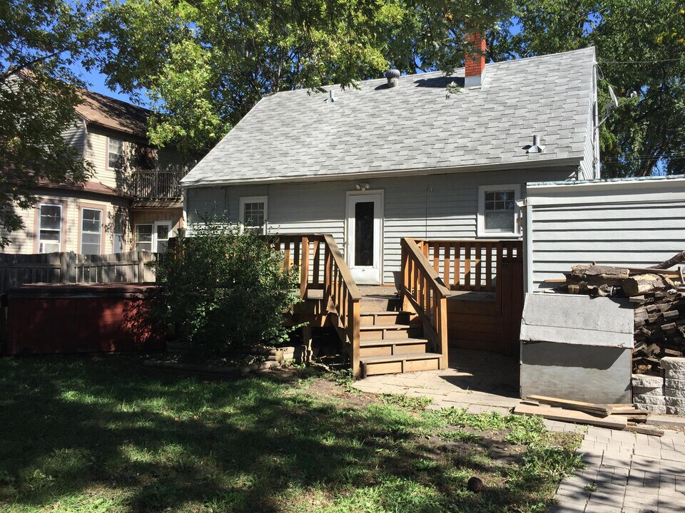 1122 14th St N in Fargo, ND - Building Photo