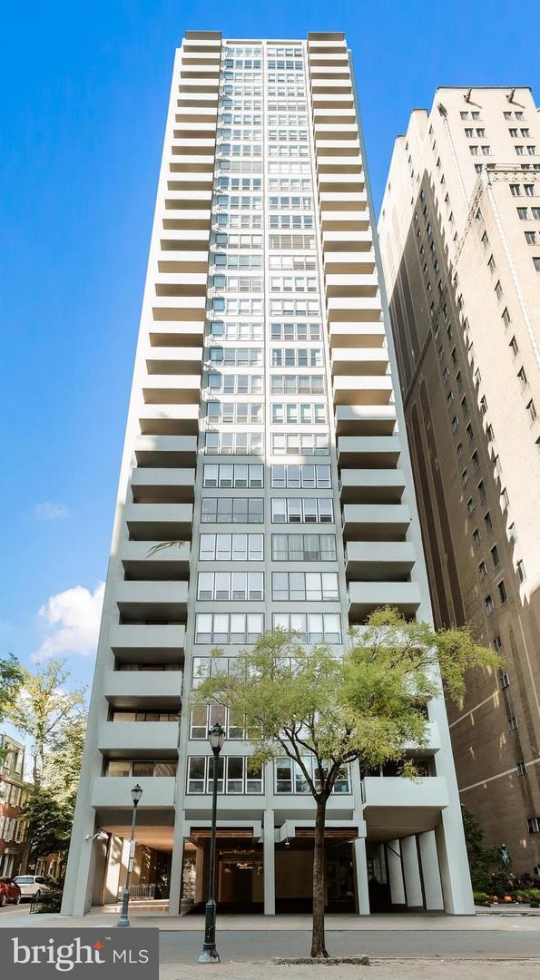 224 W Rittenhouse Sq, Unit 1717 in Philadelphia, PA - Foto de edificio - Building Photo