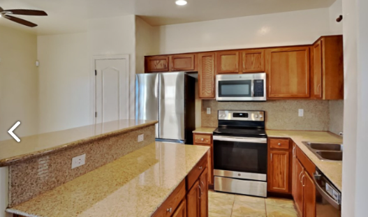 640 N Highlands Grove Ln in Sahuarita, AZ - Building Photo