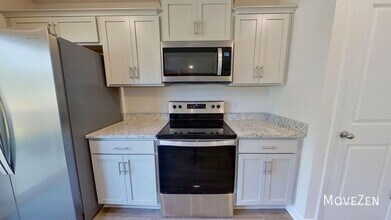 4641 Heatherly Rd in Winston-Salem, NC - Building Photo - Building Photo