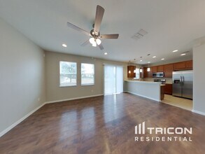 6203 Trent Creek Dr in Ruskin, FL - Building Photo - Building Photo