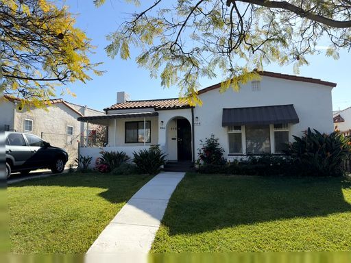 446 N Alta Vista Blvd in Los Angeles, CA - Foto de edificio
