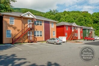 123 Darby Ct in Boone, NC - Building Photo - Building Photo