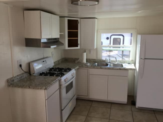 5625 Sandmound Blvd in Oakley, CA - Foto de edificio - Building Photo