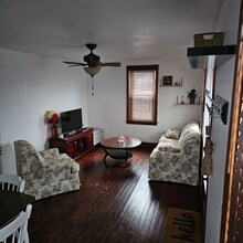 8 Broad St in Ephrata, PA - Building Photo - Building Photo