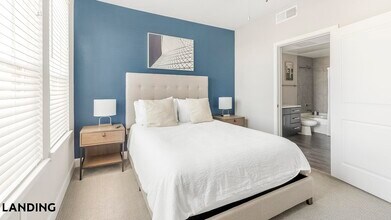 729 Junction Dr, Unit A352 in Allen, TX - Foto de edificio - Building Photo