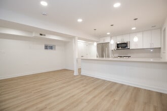 1139 N Winchester Ave in Chicago, IL - Building Photo - Building Photo