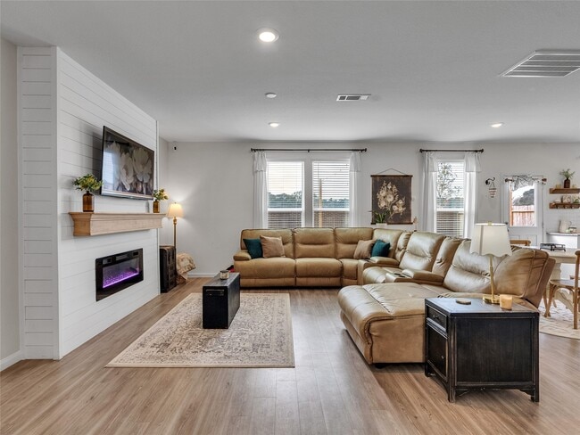 25623 Balsamroot Dr in Magnolia, TX - Building Photo - Building Photo