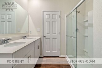 10243 Band Wagon in Converse, TX - Building Photo - Building Photo