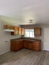 4318 Wild Oak Dr in San Antonio, TX - Foto de edificio - Building Photo