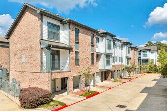 Townhomes at Woodmill Creek in The Woodlands, TX - Foto de edificio - Building Photo