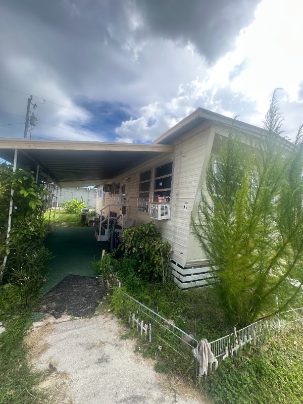 1895 N Tamiami Trl in North Fort Myers, FL - Building Photo - Building Photo