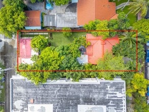 719 Lenox Ave. in Miami Beach, FL - Building Photo - Building Photo