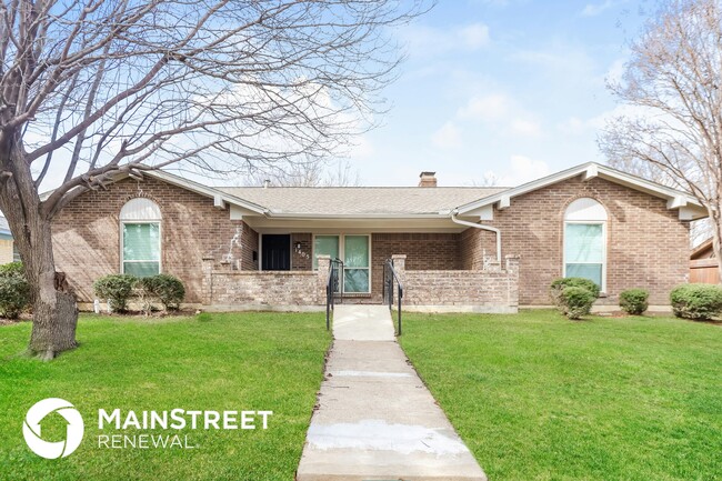 property at 1405 Fernwood Dr
