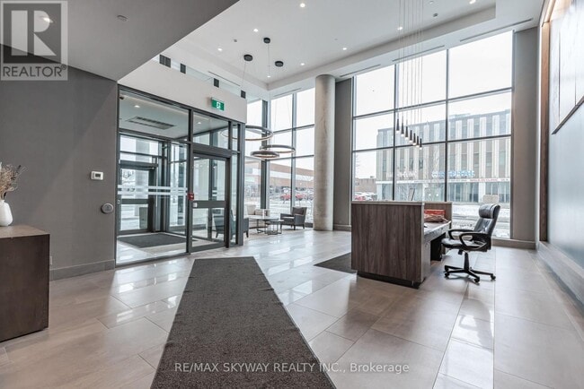 15 Lynch St in Brampton, ON - Building Photo - Building Photo