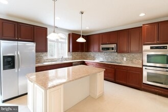 3164 Lawrin Ct in Chesapeake Beach, MD - Building Photo - Building Photo