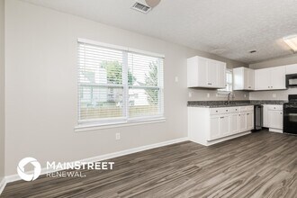 1373 To Lani Farm Rd in Stone Mountain, GA - Building Photo - Building Photo